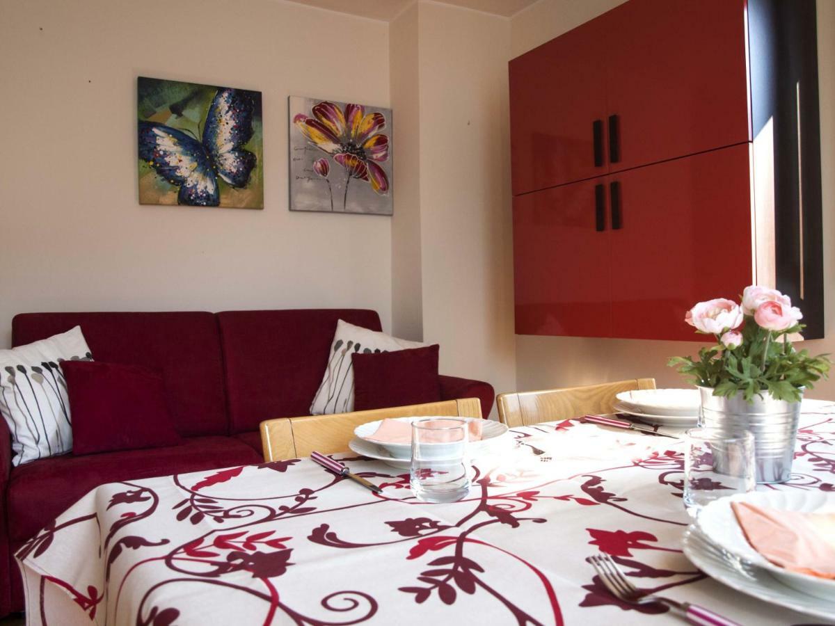 Casa Marina - Appartamento Nel Residence Di نيسّو المظهر الخارجي الصورة